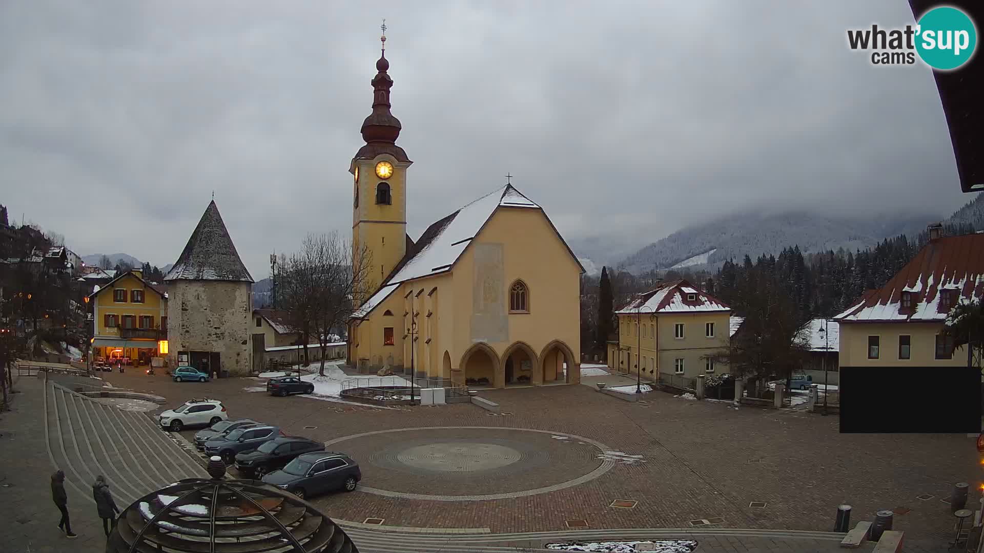 Tarvisio – Piazza Unità / Parrocchia SS.Pietro e Paolo Apostoli