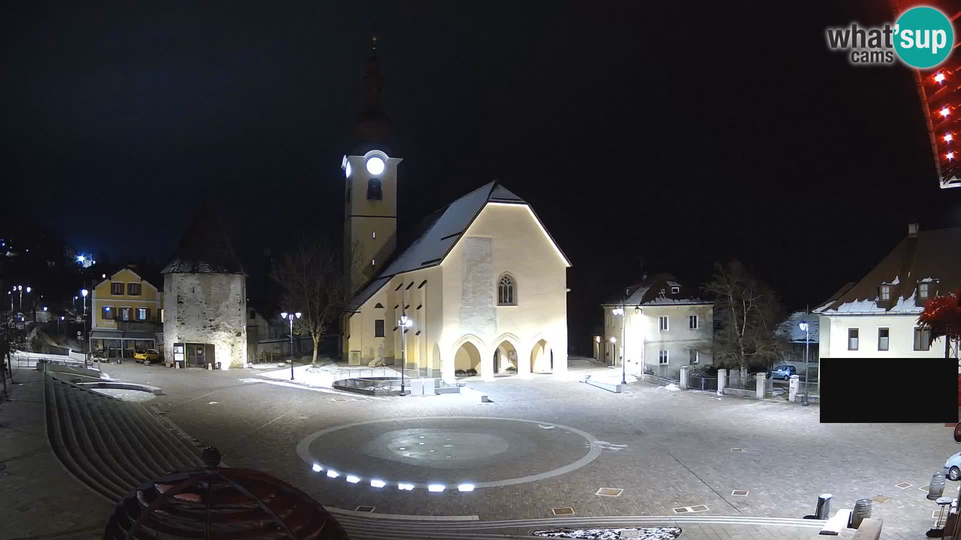 Tarvis – Platz Unità / Kirche SS.Pietro und Paolo Apostoli