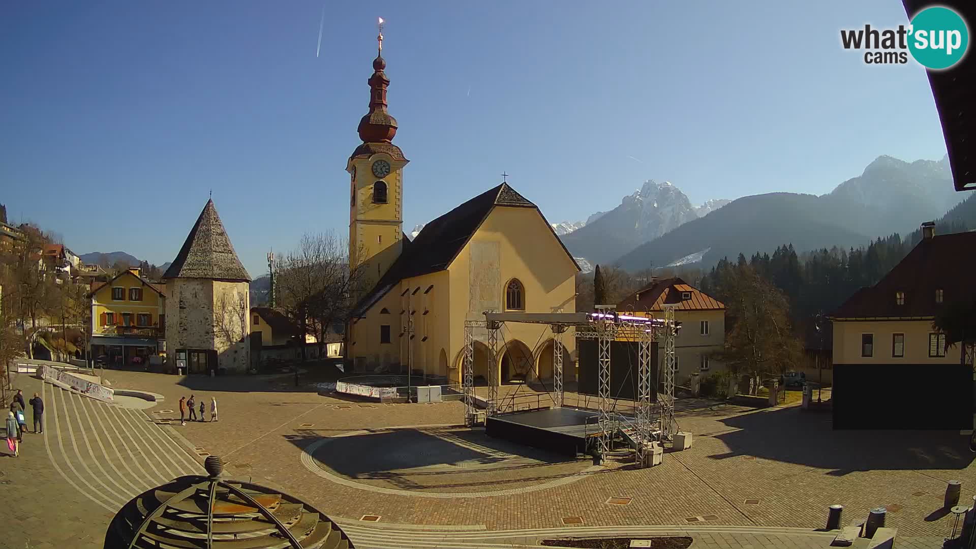 Tarvisio – Piazza Unità / Parrocchia SS.Pietro e Paolo Apostoli