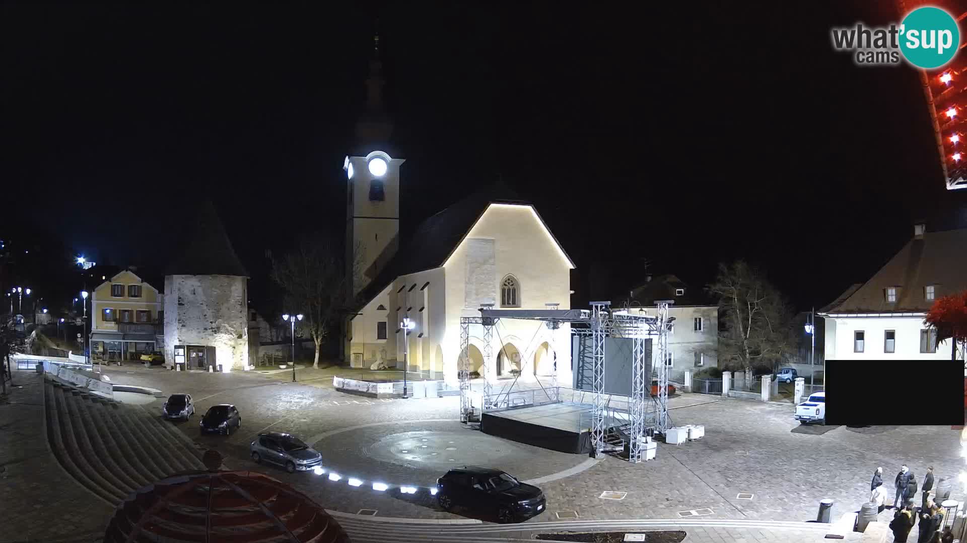 Tarvisio – plaza Unità / Iglesia SS.Pietro e Paolo Apostoli