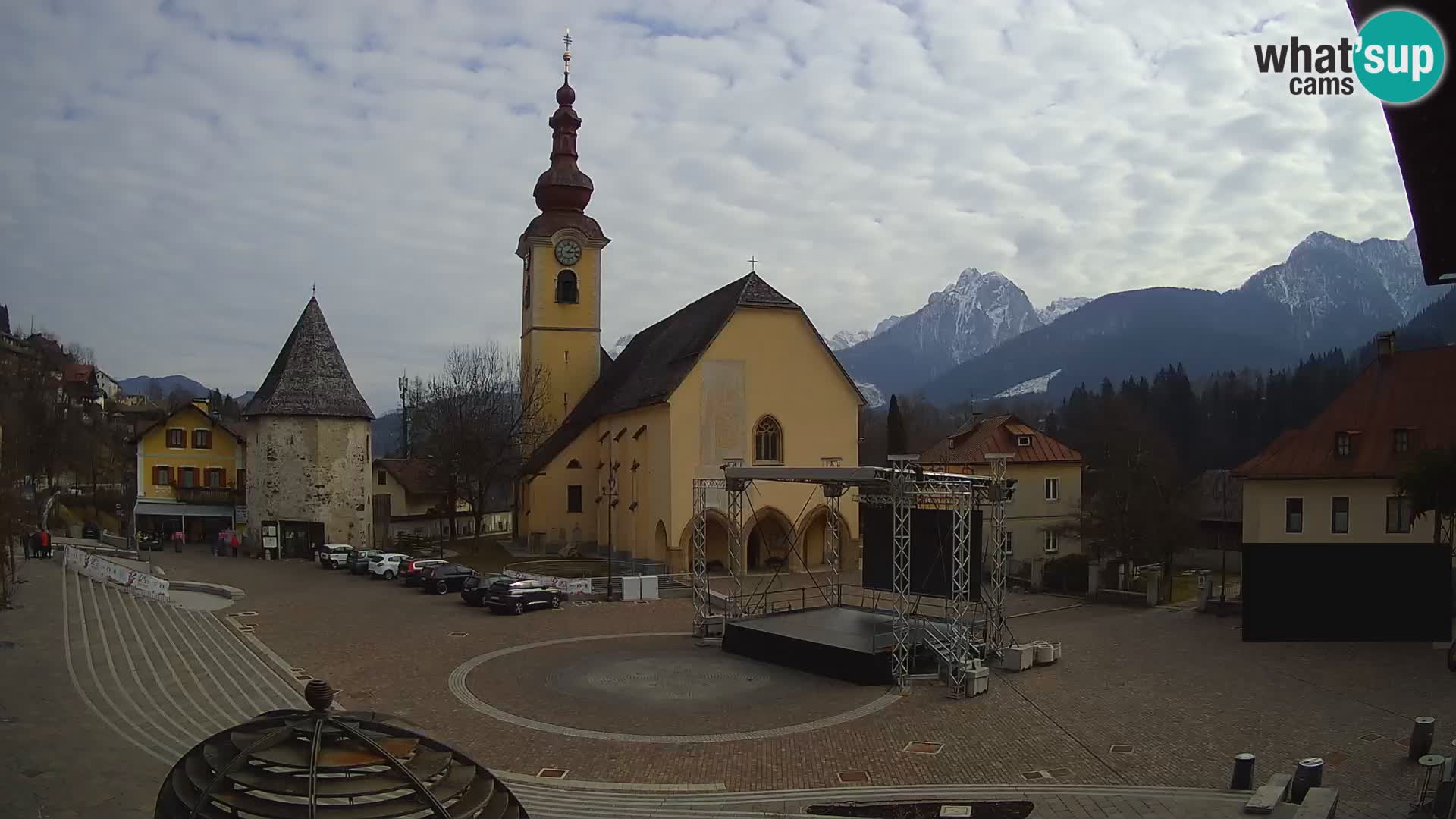 Tarvis – Platz Unità / Kirche SS.Pietro und Paolo Apostoli