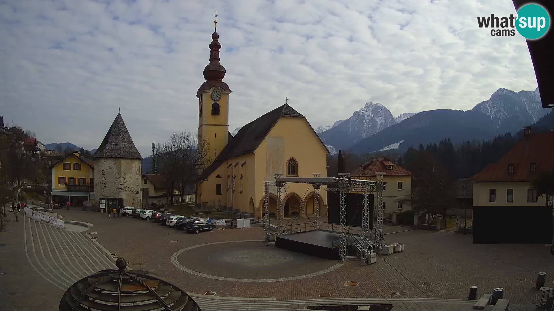 Tarvis – Platz Unità / Kirche SS.Pietro und Paolo Apostoli