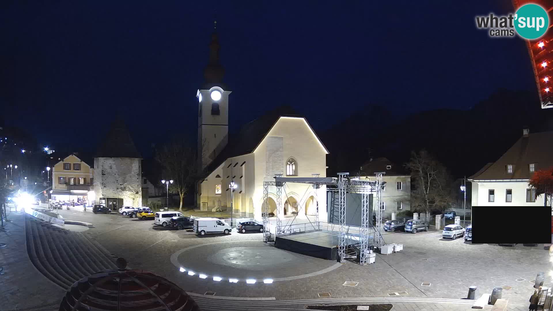 Tarvisio – carré Unità / église SS.Pietro e Paolo Apostoli