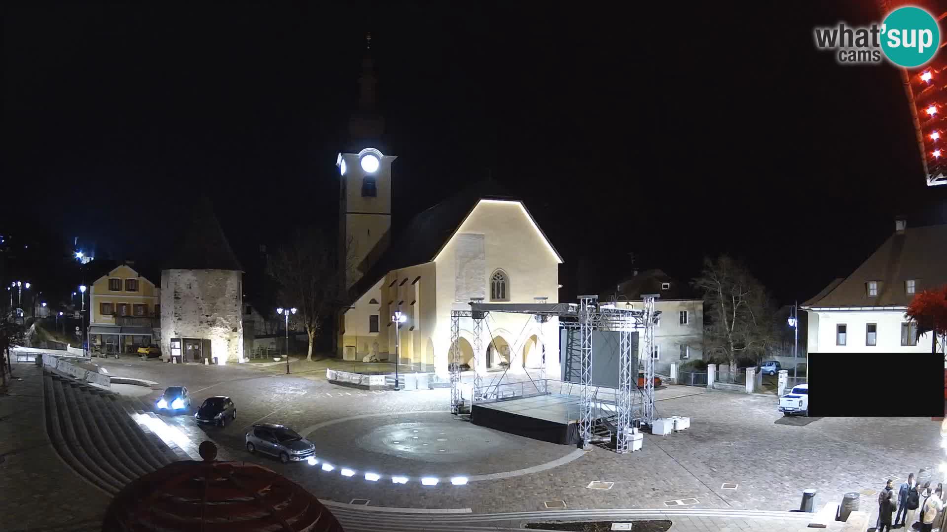 Tarvisio – plaza Unità / Iglesia SS.Pietro e Paolo Apostoli