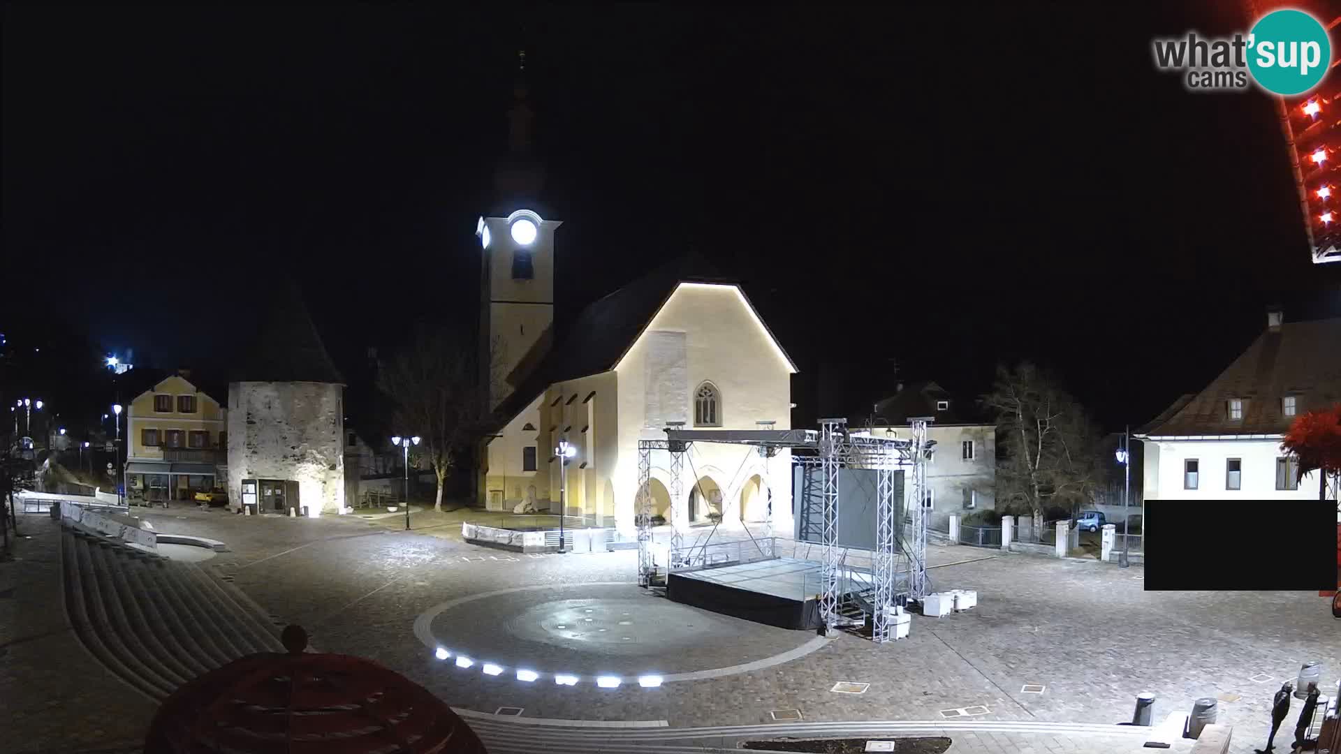 Tarvisio – plaza Unità / Iglesia SS.Pietro e Paolo Apostoli