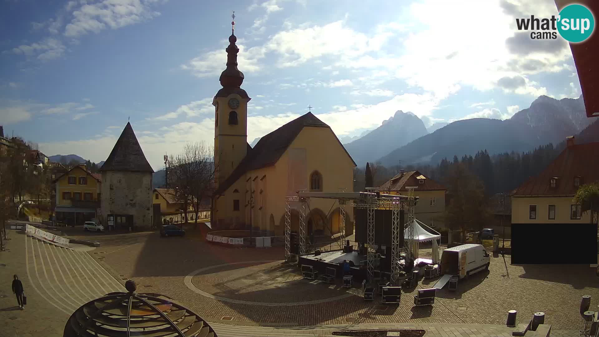 Tarvisio – Piazza Unità / Parrocchia SS.Pietro e Paolo Apostoli