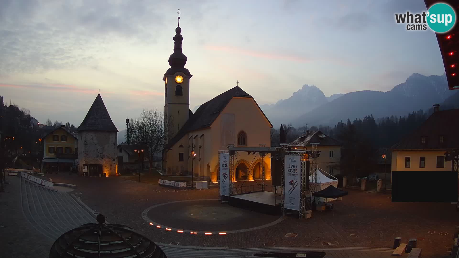 Tarvisio – carré Unità / église SS.Pietro e Paolo Apostoli