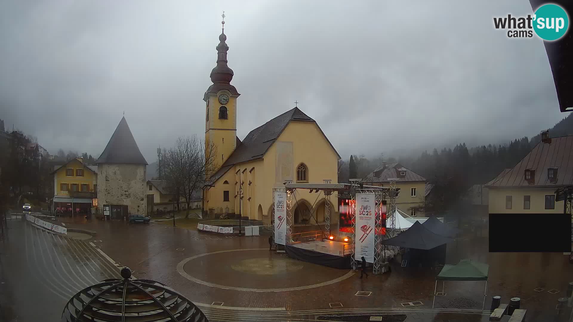 Tarvisio – carré Unità / église SS.Pietro e Paolo Apostoli