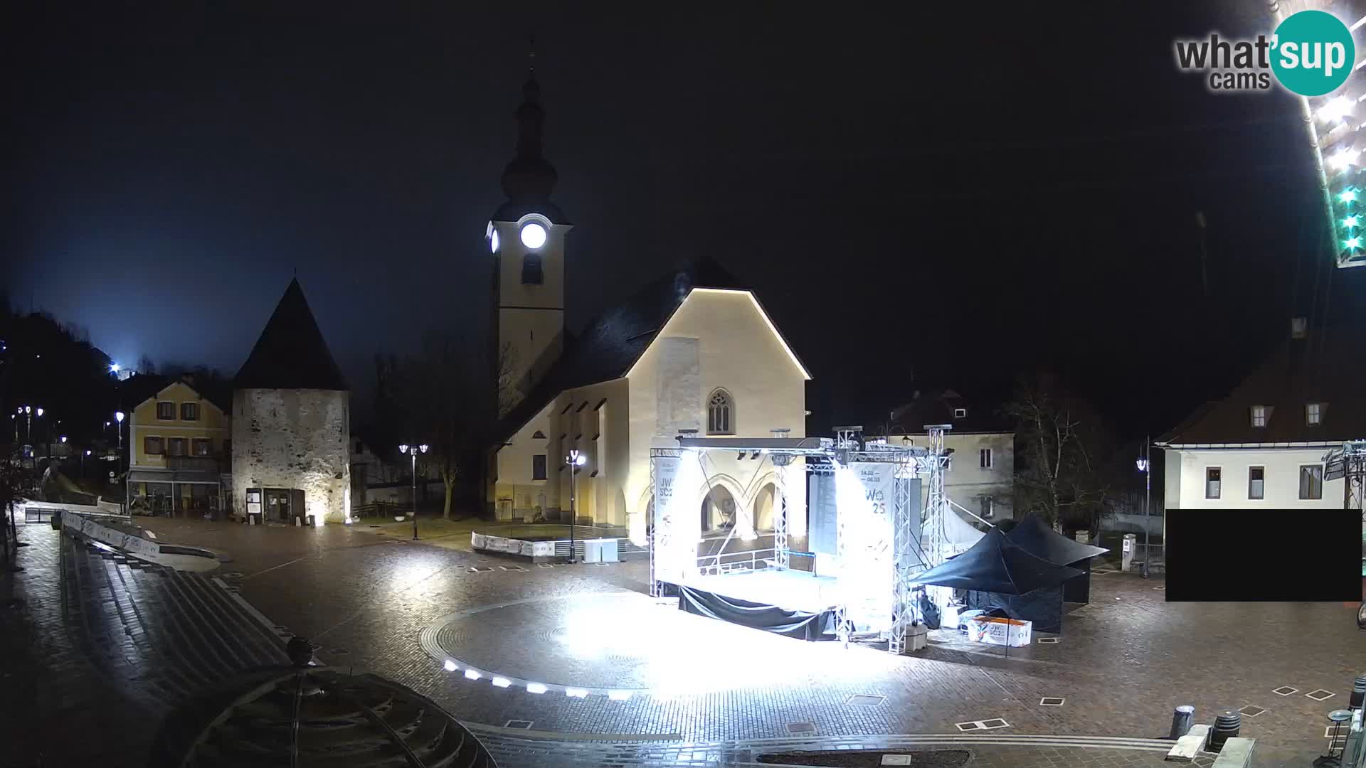 Tarvisio – plaza Unità / Iglesia SS.Pietro e Paolo Apostoli