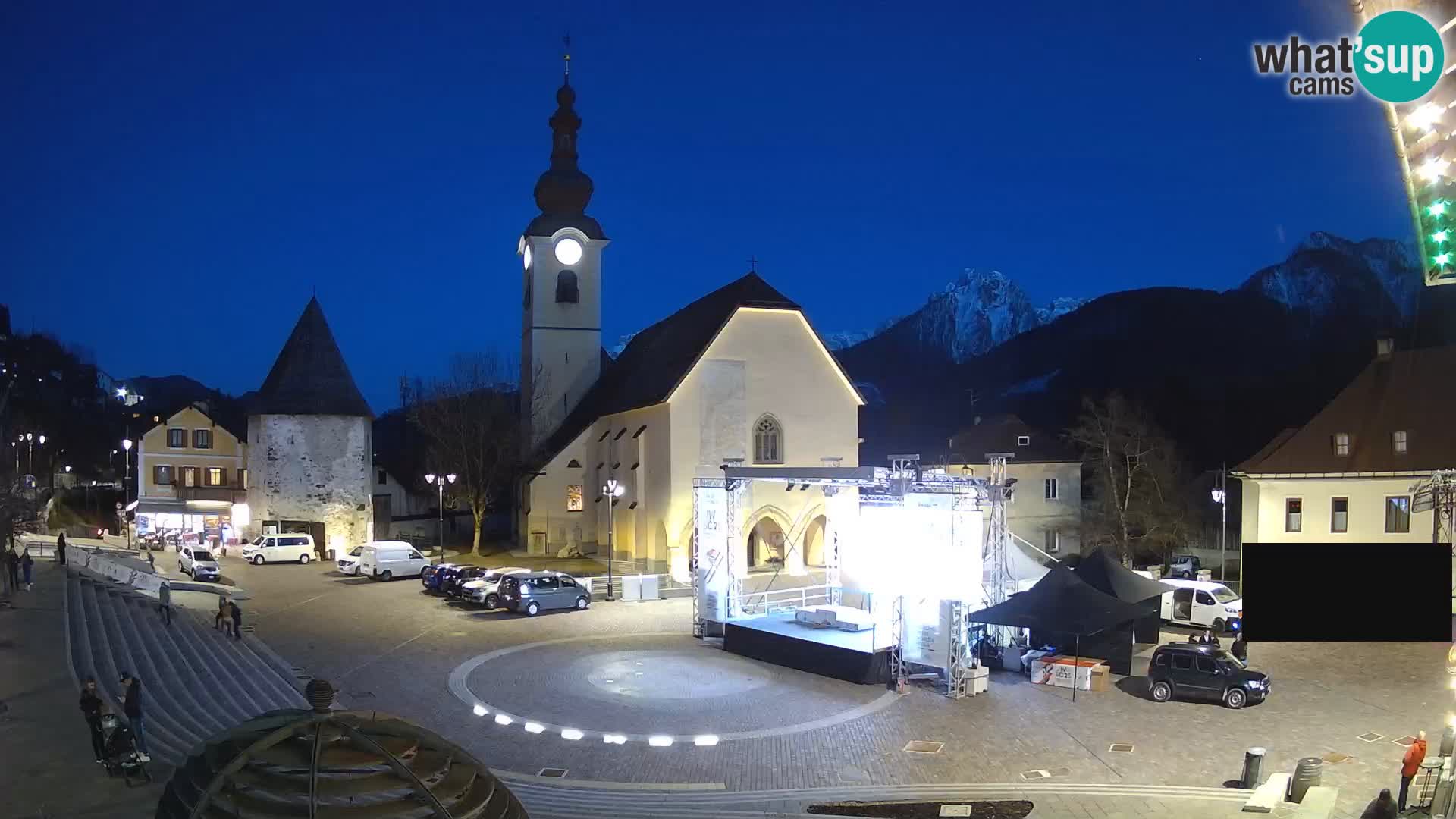 Tarvisio – carré Unità / église SS.Pietro e Paolo Apostoli