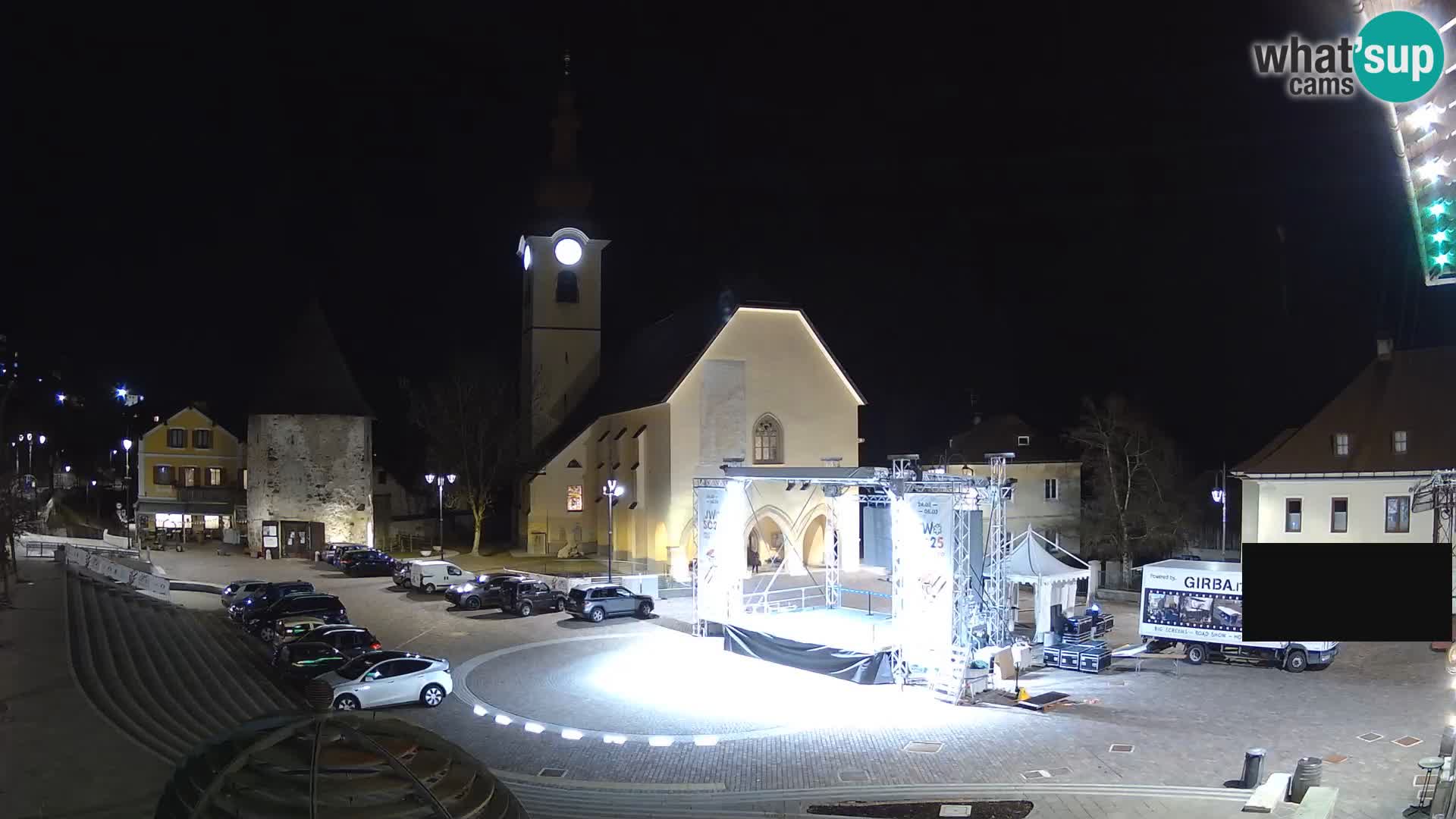 Tarvisio – plaza Unità / Iglesia SS.Pietro e Paolo Apostoli