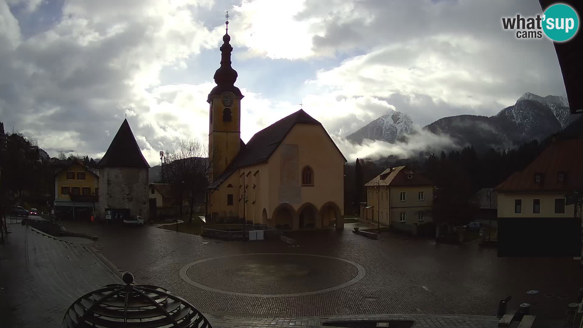 Tarvisio – Piazza Unità / Parrocchia SS.Pietro e Paolo Apostoli