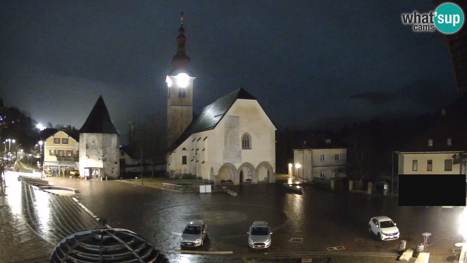 Tarvisio – plaza Unità / Iglesia SS.Pietro e Paolo Apostoli