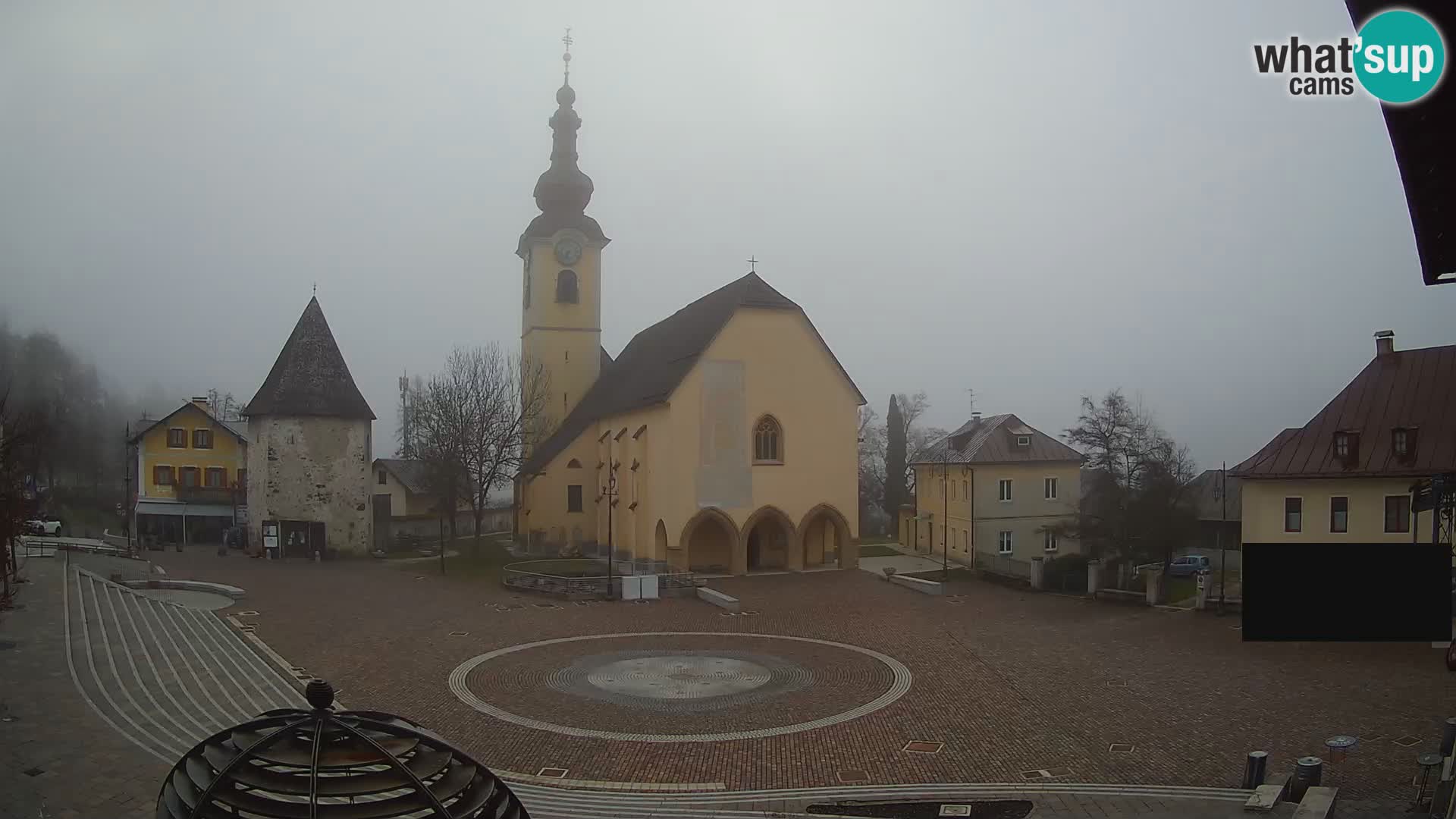 Tarvisio – Piazza Unità / Parrocchia SS.Pietro e Paolo Apostoli