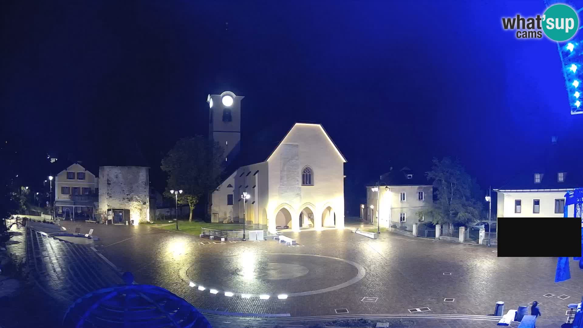 Tarvisio – carré Unità / église SS.Pietro e Paolo Apostoli