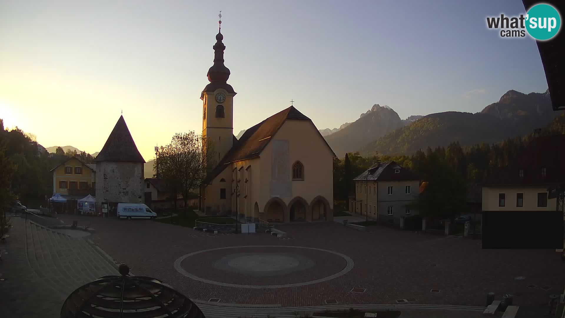 Tarvisio –  Unità Square / SS.Pietro and Paolo Apostoli Church