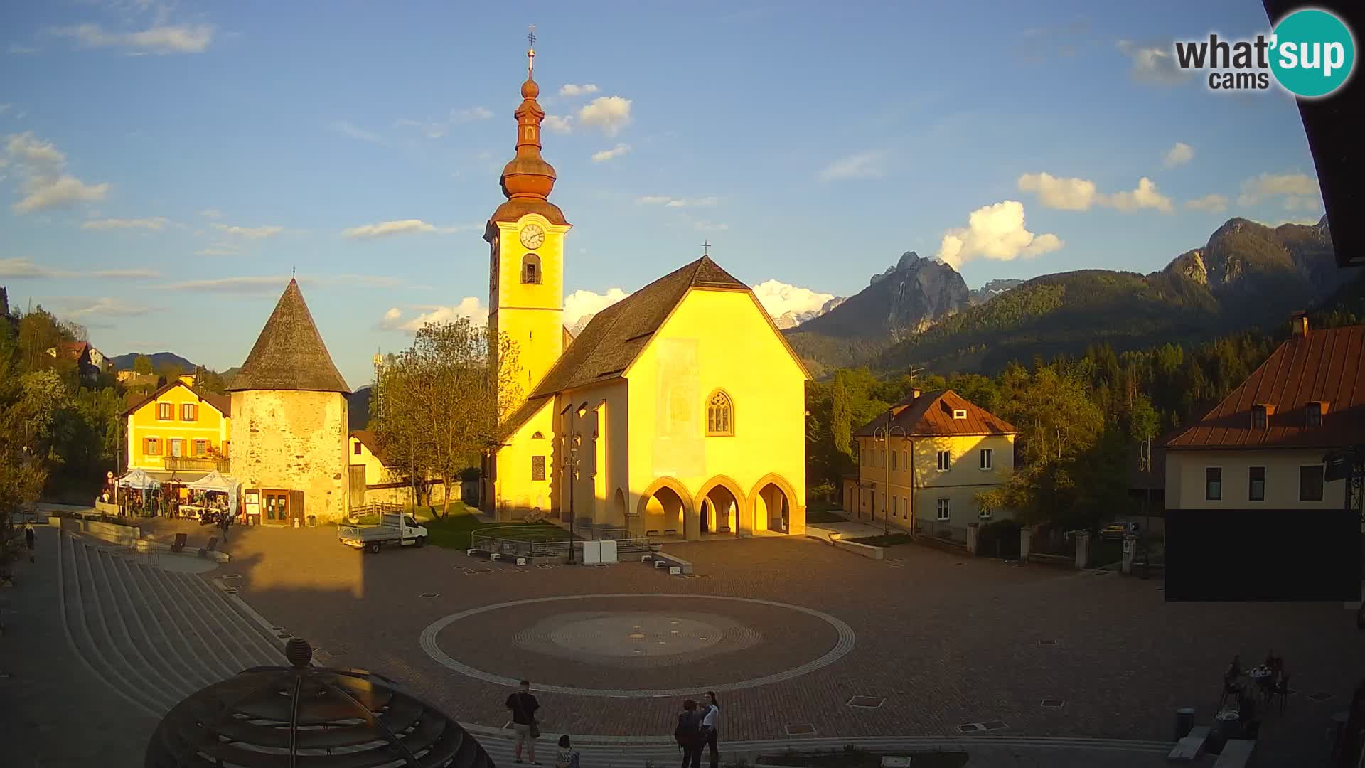 Tarvisio – Piazza Unità / Parrocchia SS.Pietro e Paolo Apostoli