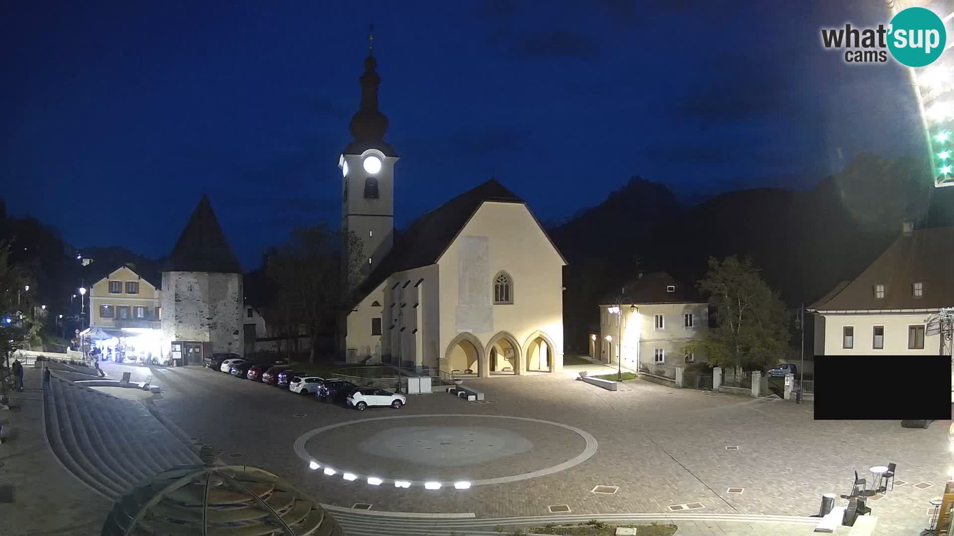 Tarvisio – plaza Unità / Iglesia SS.Pietro e Paolo Apostoli