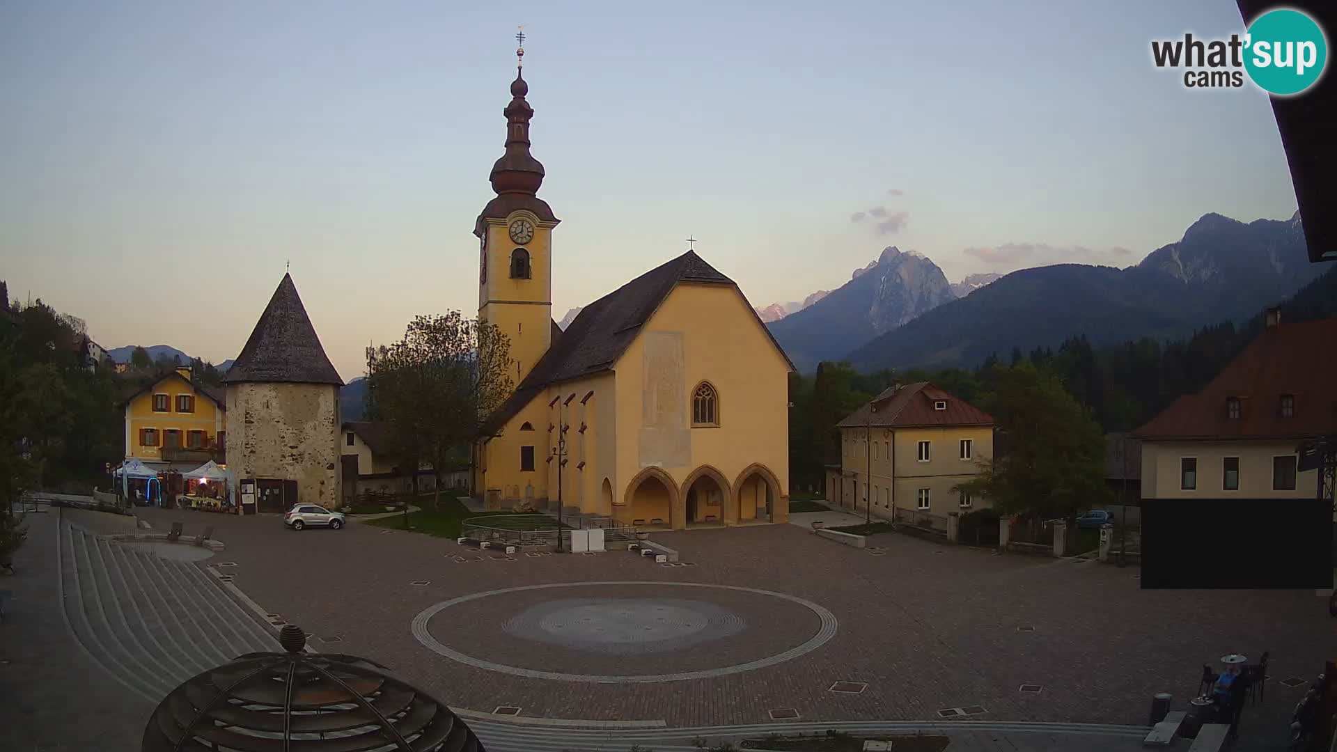 Tarvisio – carré Unità / église SS.Pietro e Paolo Apostoli