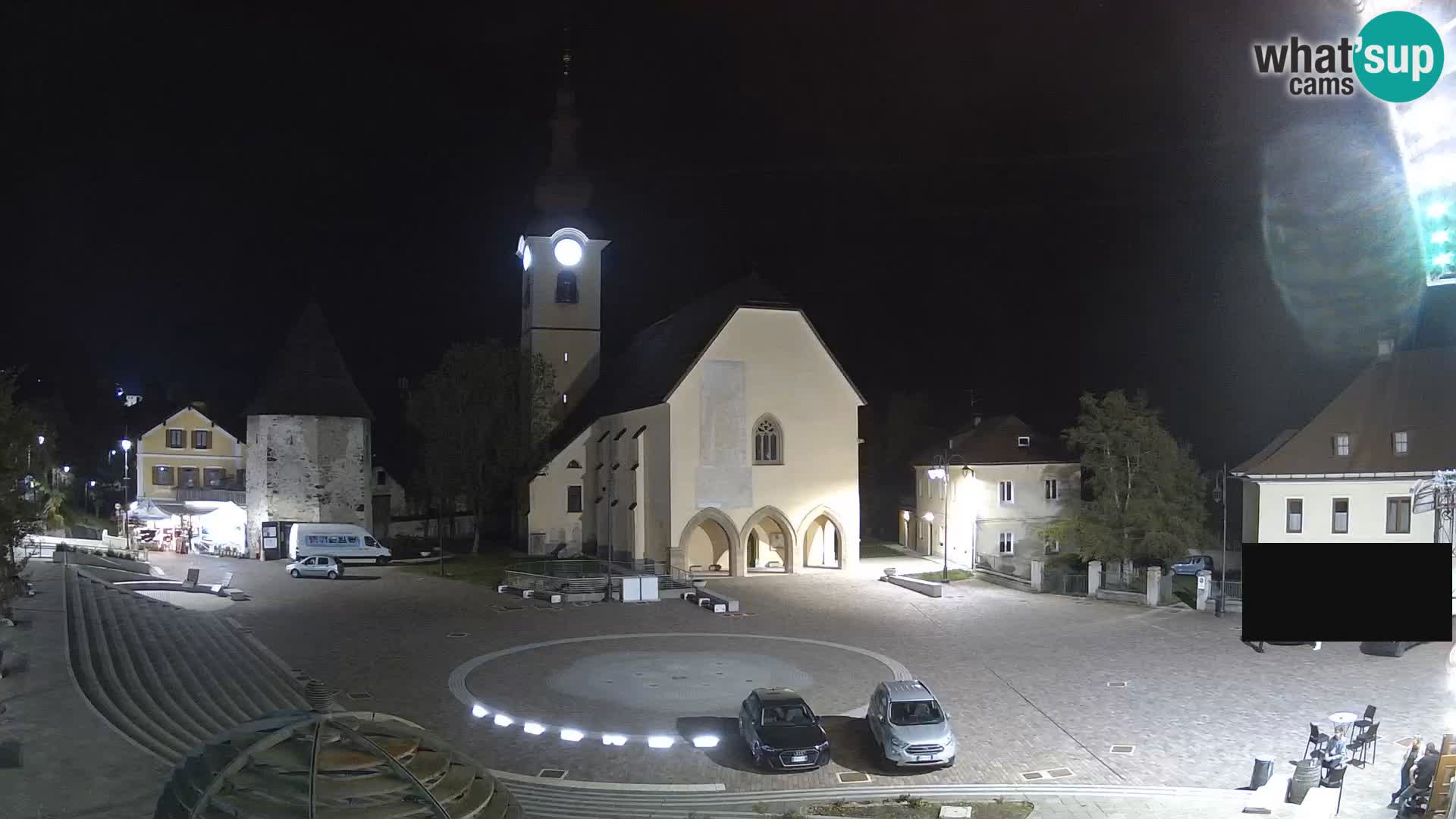 Tarvisio – plaza Unità / Iglesia SS.Pietro e Paolo Apostoli