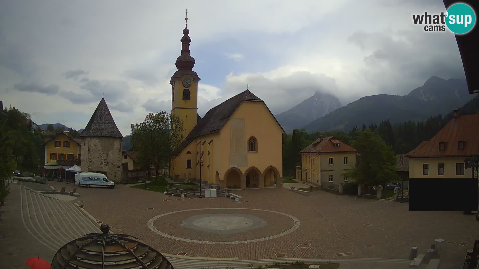 Tarvisio – Piazza Unità / Parrocchia SS.Pietro e Paolo Apostoli
