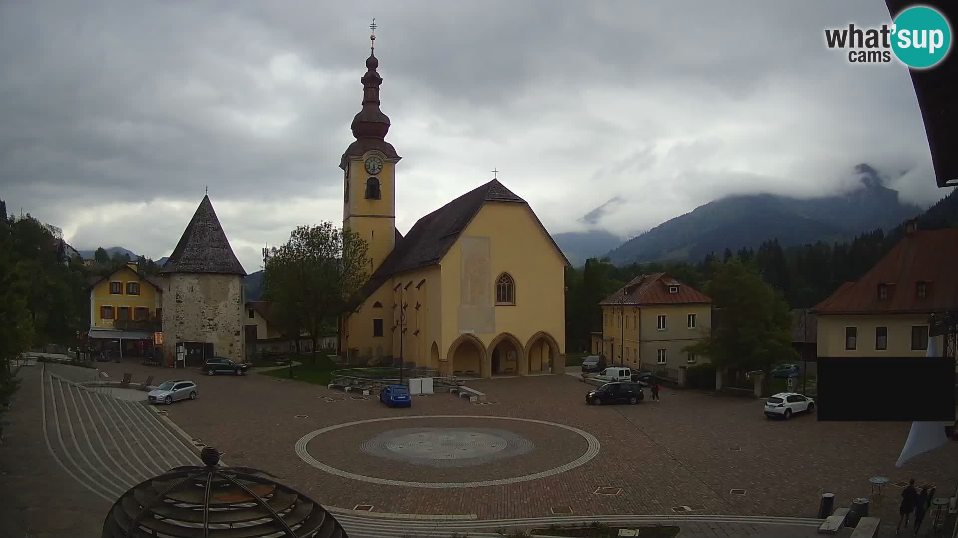 Tarvisio – Piazza Unità / Parrocchia SS.Pietro e Paolo Apostoli