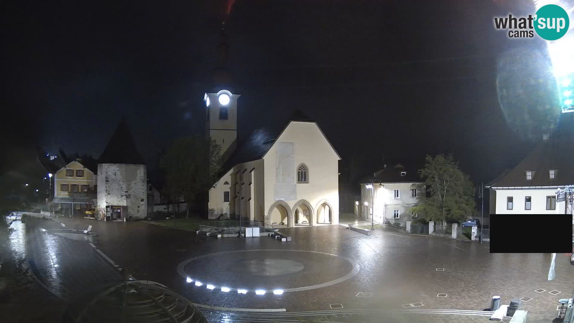 Tarvisio – plaza Unità / Iglesia SS.Pietro e Paolo Apostoli