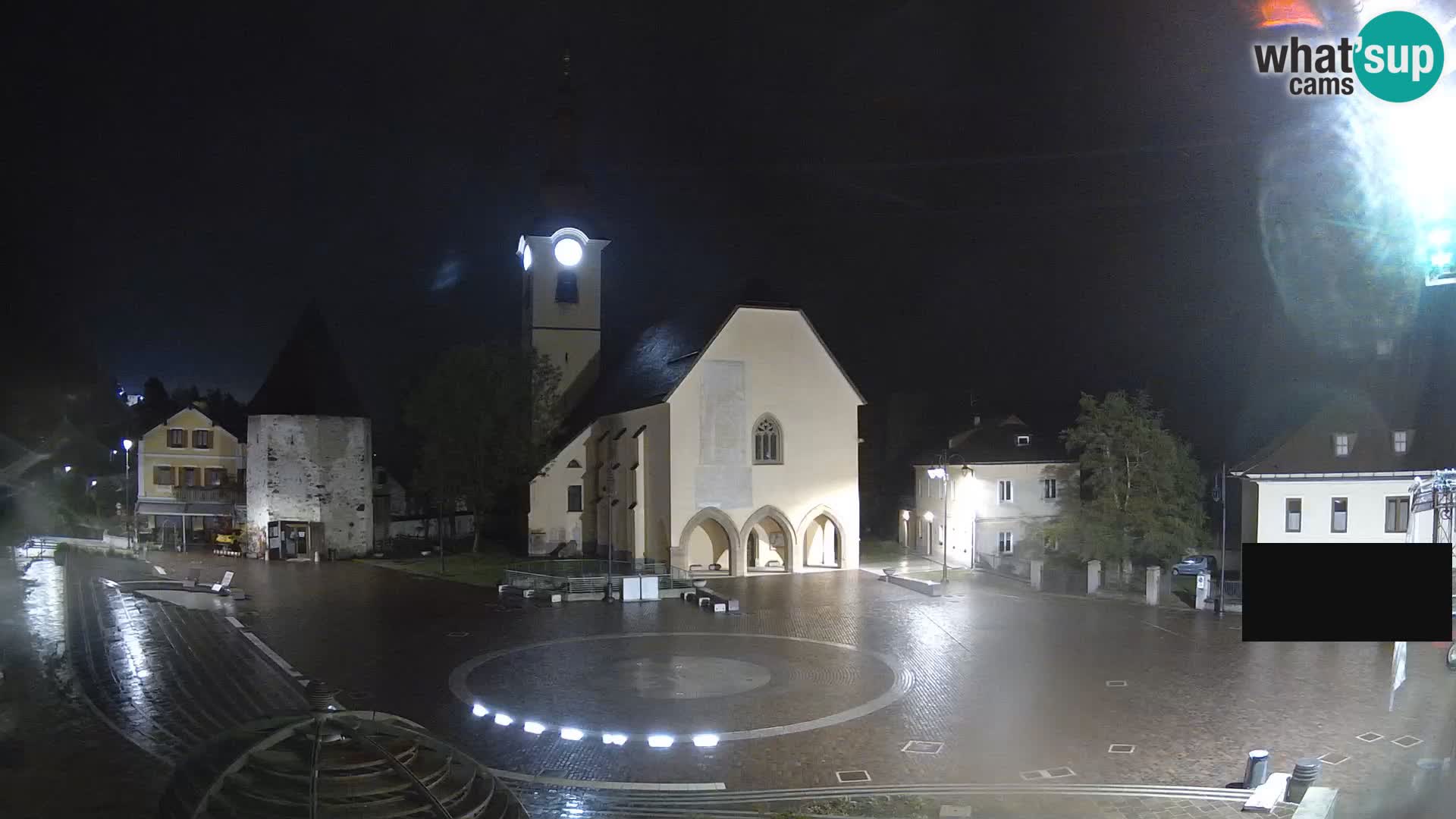 Tarvisio – carré Unità / église SS.Pietro e Paolo Apostoli