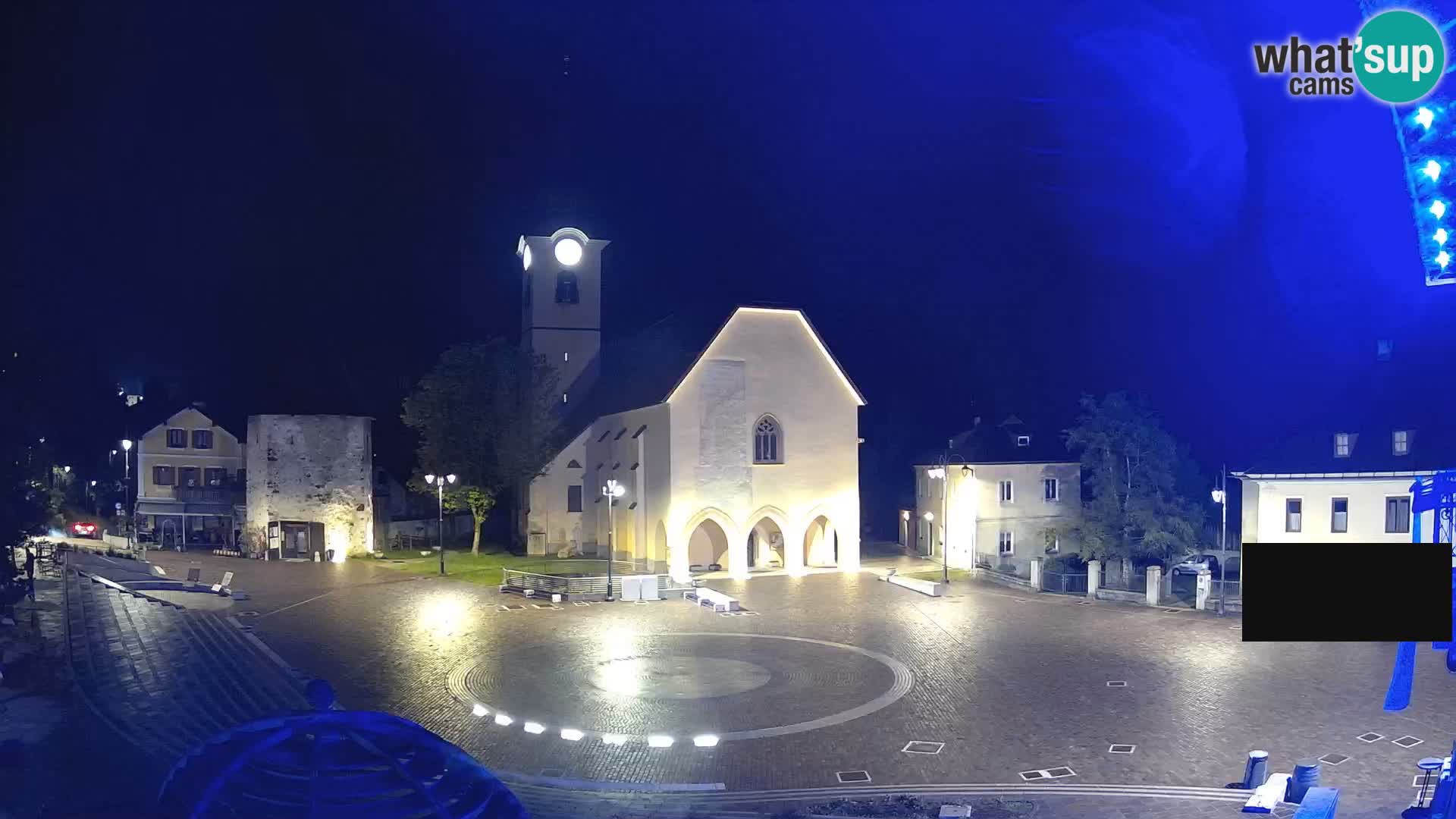 Tarvisio – plaza Unità / Iglesia SS.Pietro e Paolo Apostoli