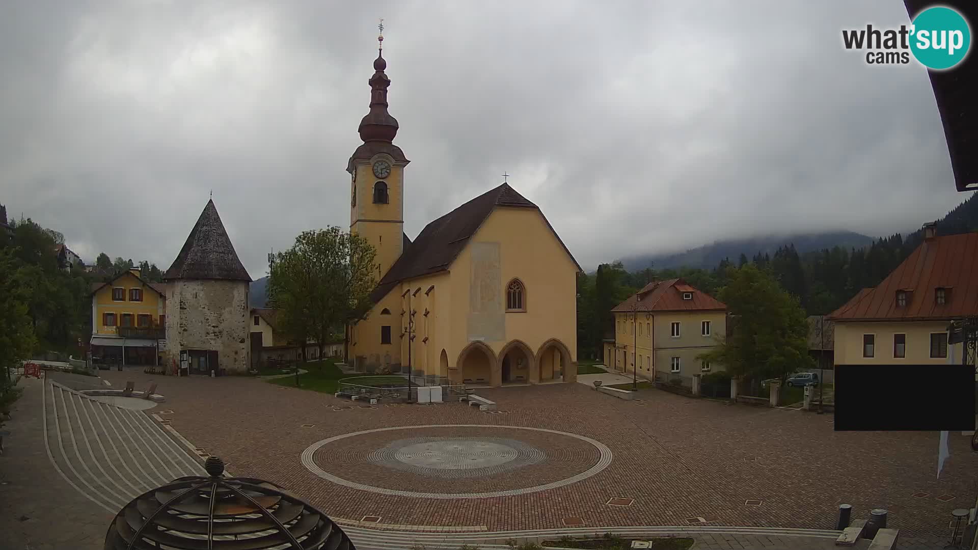 Tarvisio –  Unità Square / SS.Pietro and Paolo Apostoli Church