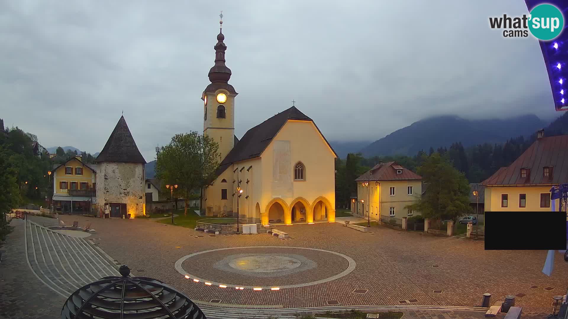 Tarvisio –  Unità Square / SS.Pietro and Paolo Apostoli Church
