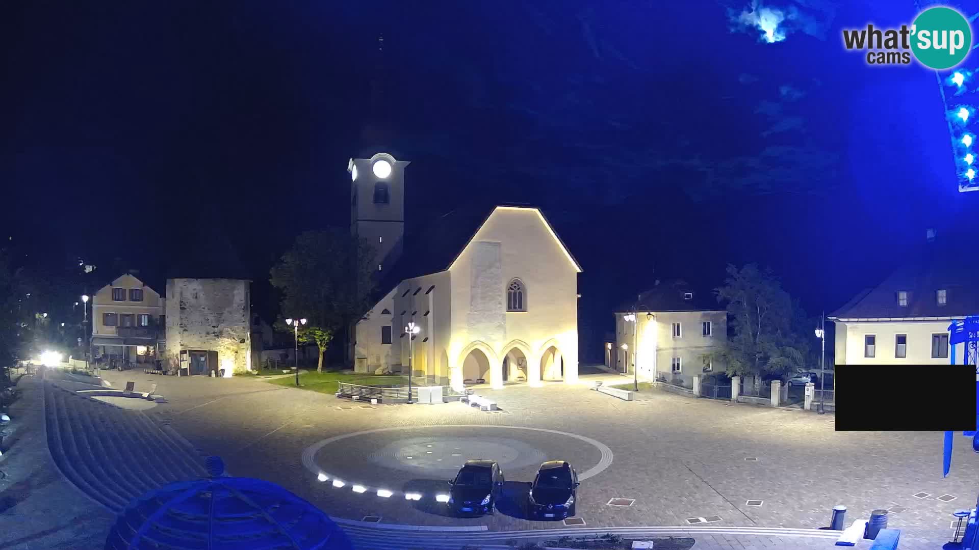 Tarvisio – plaza Unità / Iglesia SS.Pietro e Paolo Apostoli