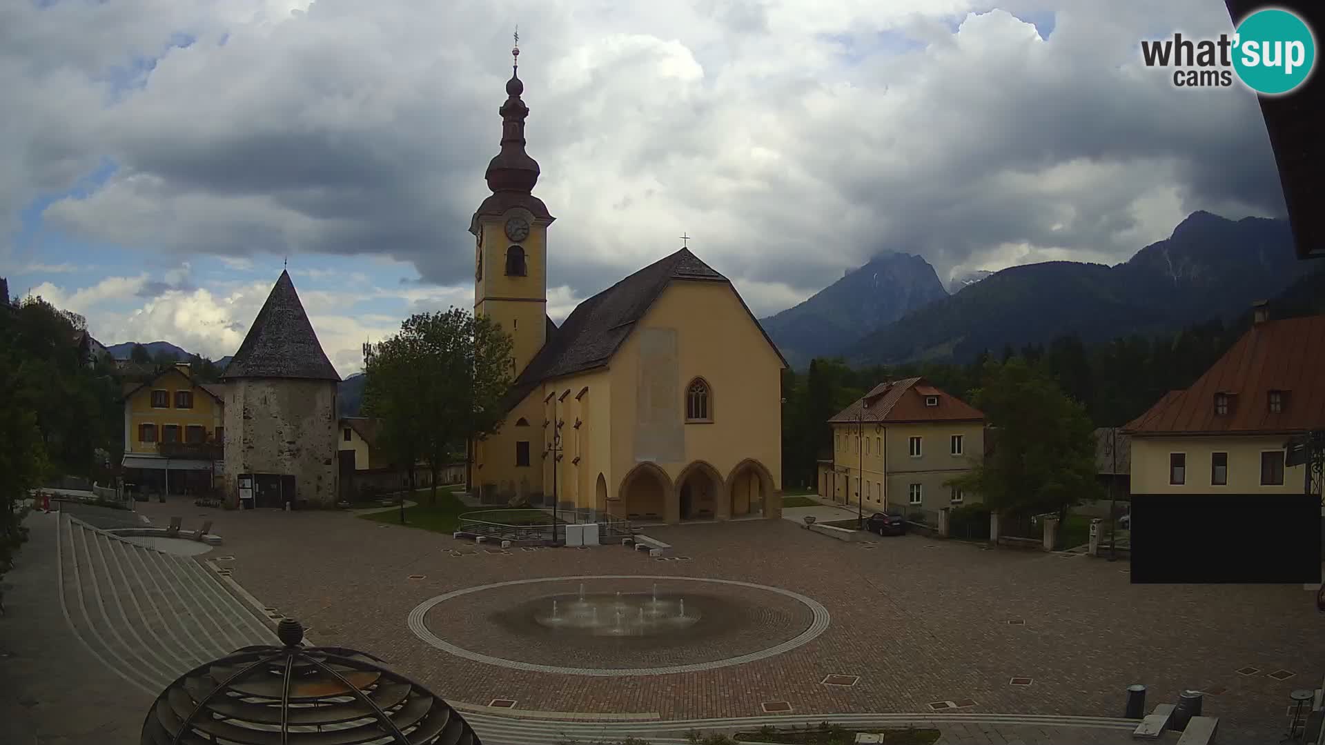Tarvisio –  Unità Square / SS.Pietro and Paolo Apostoli Church