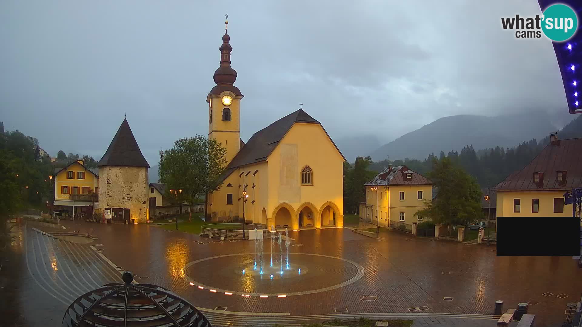 Tarvisio – Piazza Unità / Parrocchia SS.Pietro e Paolo Apostoli