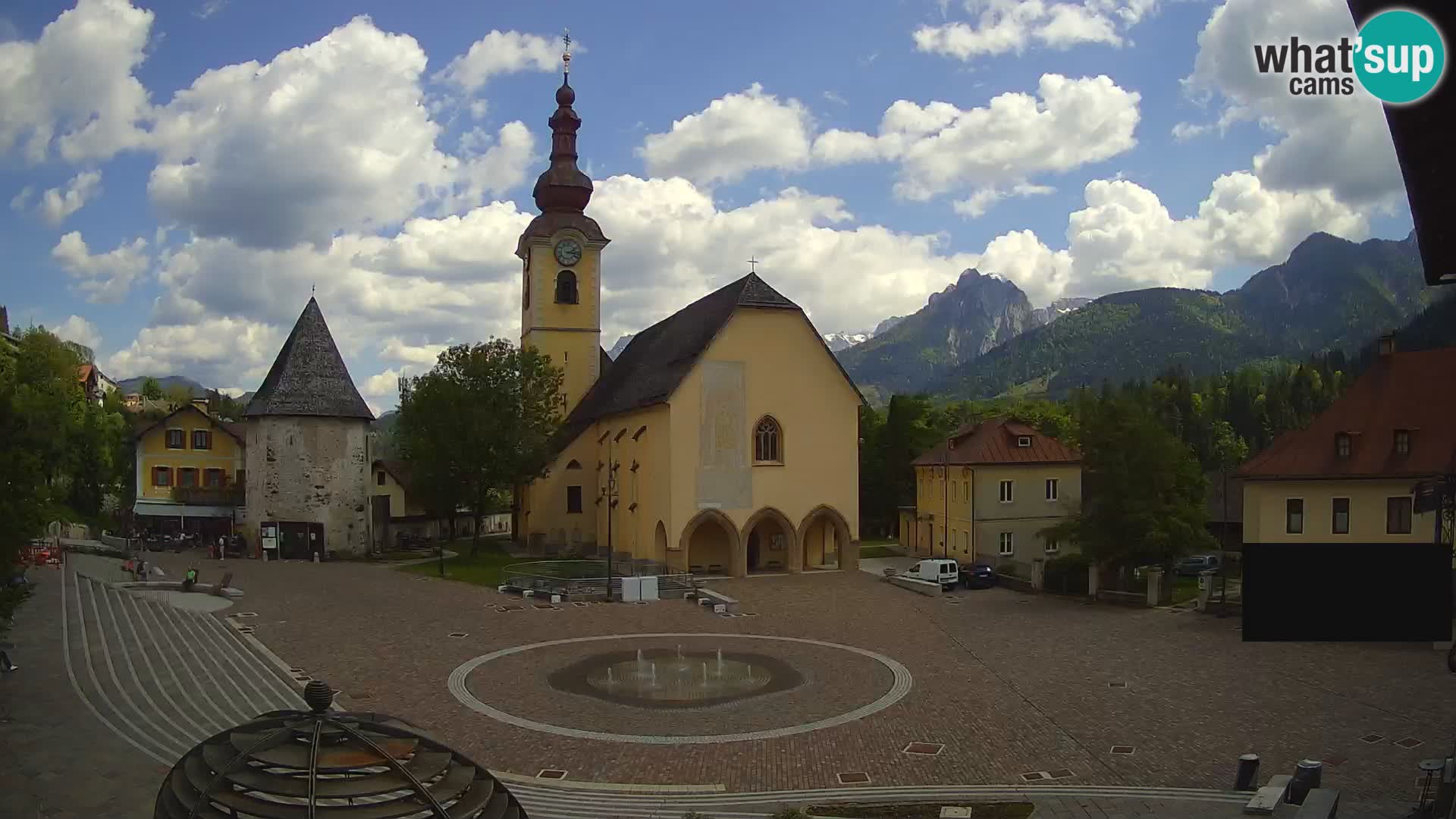 Tarvisio – Piazza Unità / Parrocchia SS.Pietro e Paolo Apostoli