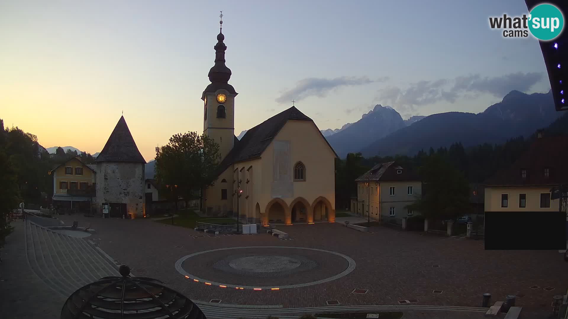 Tarvisio –  Unità Square / SS.Pietro and Paolo Apostoli Church