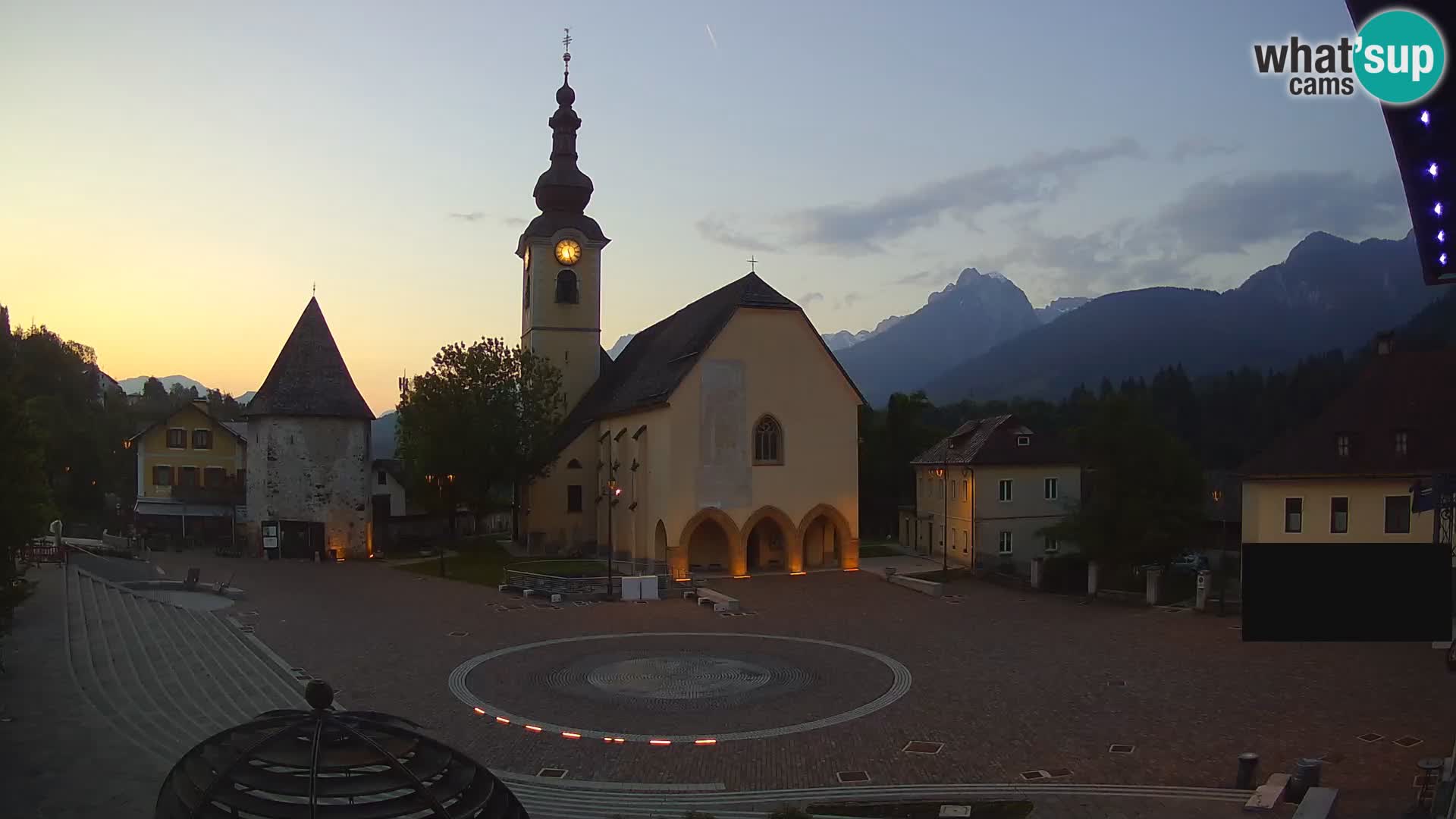 Tarvisio –  Unità Square / SS.Pietro and Paolo Apostoli Church