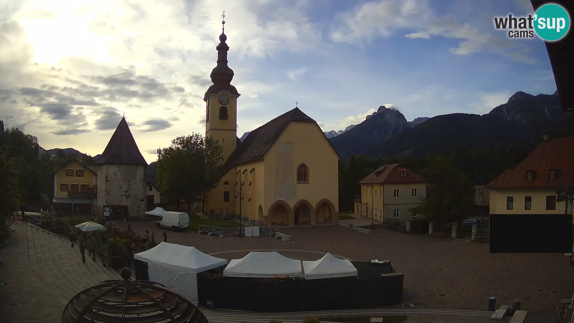 Tarvisio – Piazza Unità / Parrocchia SS.Pietro e Paolo Apostoli