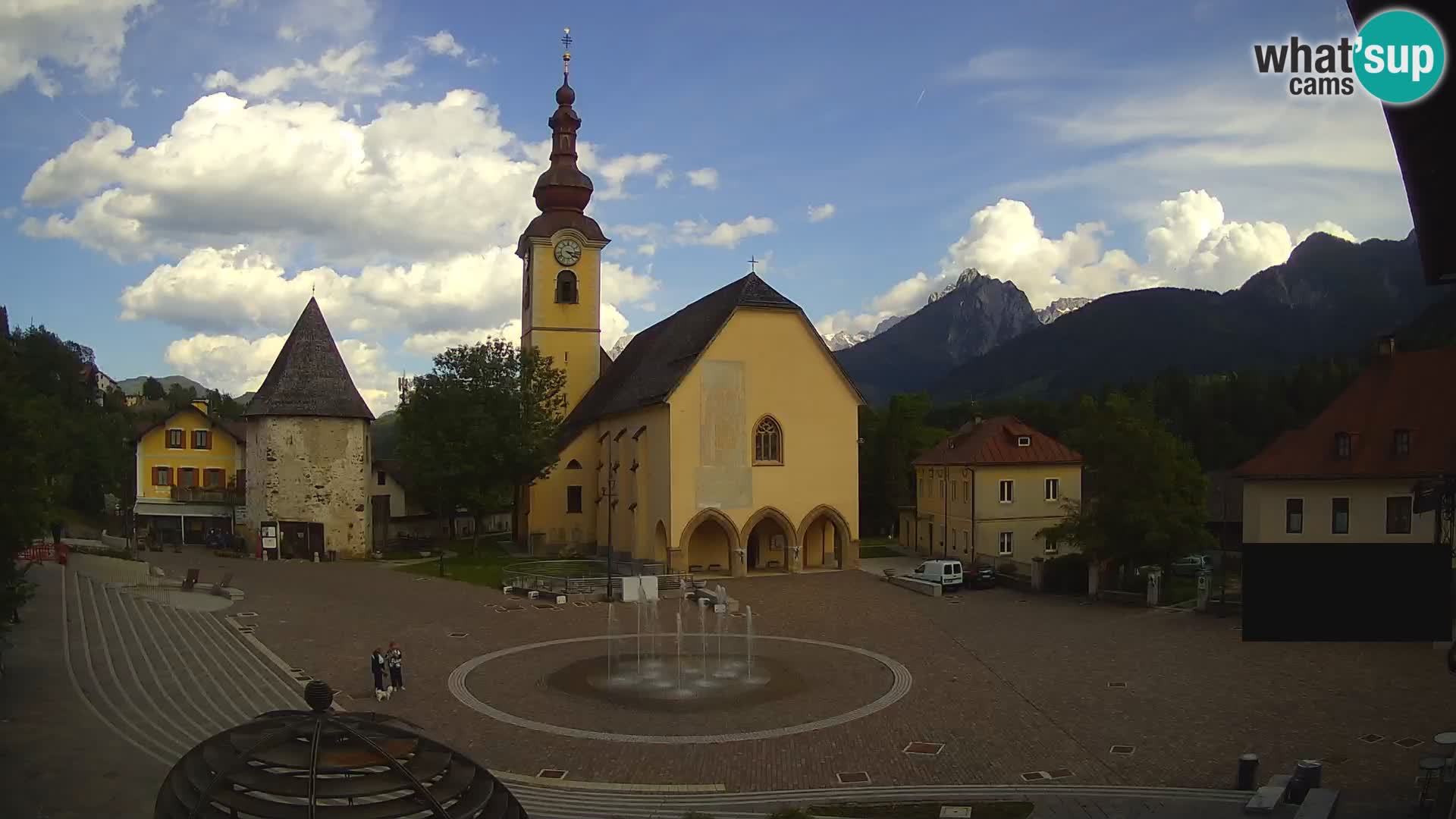 Tarvisio – Piazza Unità / Parrocchia SS.Pietro e Paolo Apostoli