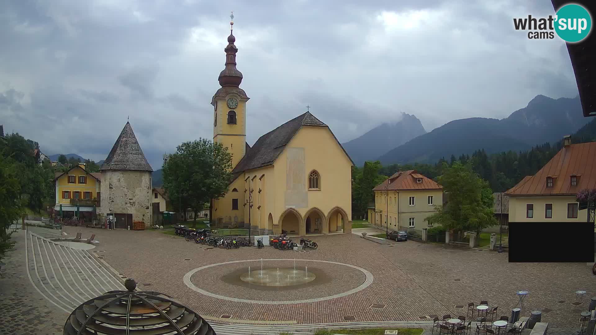 Tarvisio – Piazza Unità / Parrocchia SS.Pietro e Paolo Apostoli