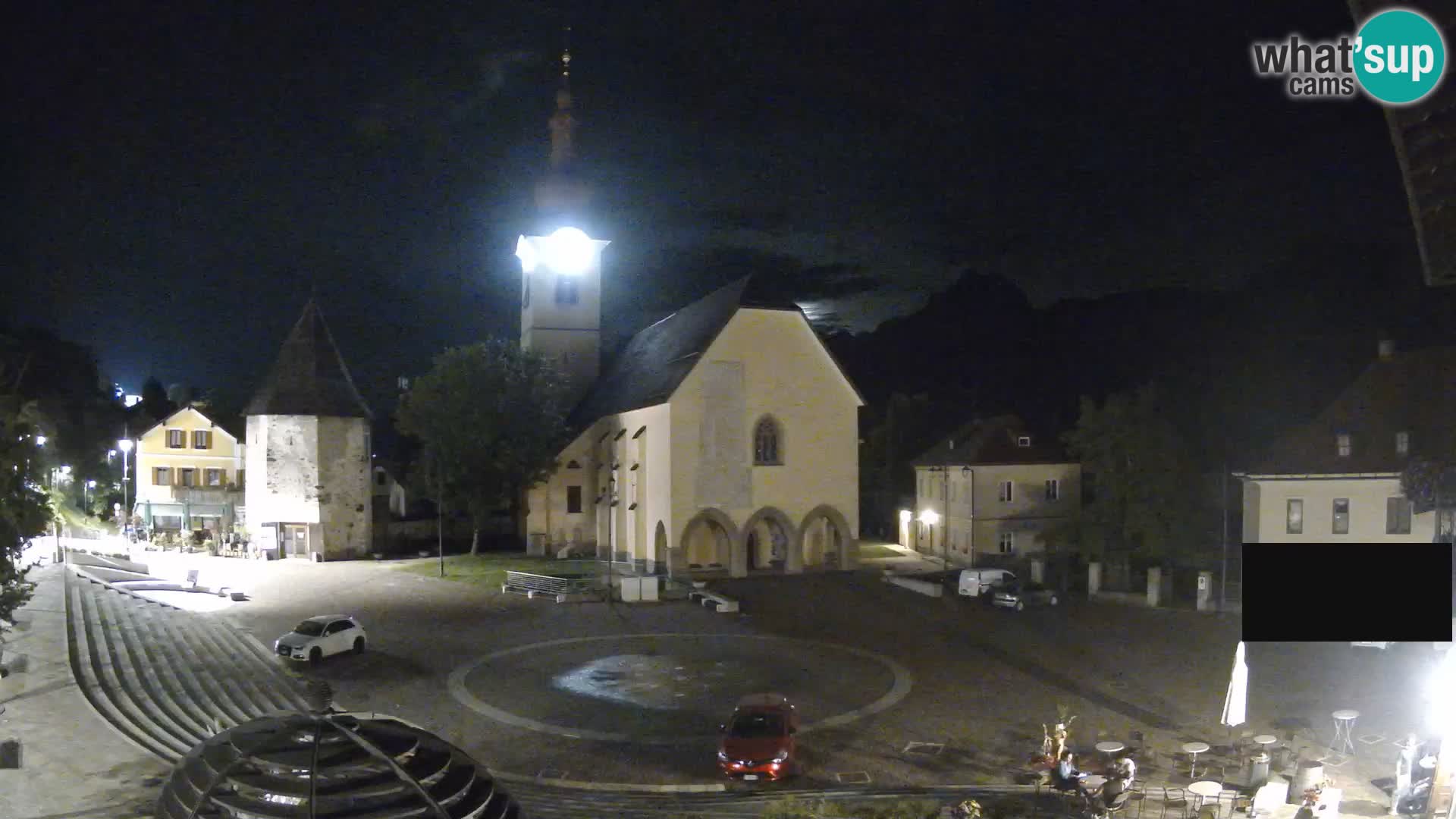 Tarvisio – carré Unità / église SS.Pietro e Paolo Apostoli