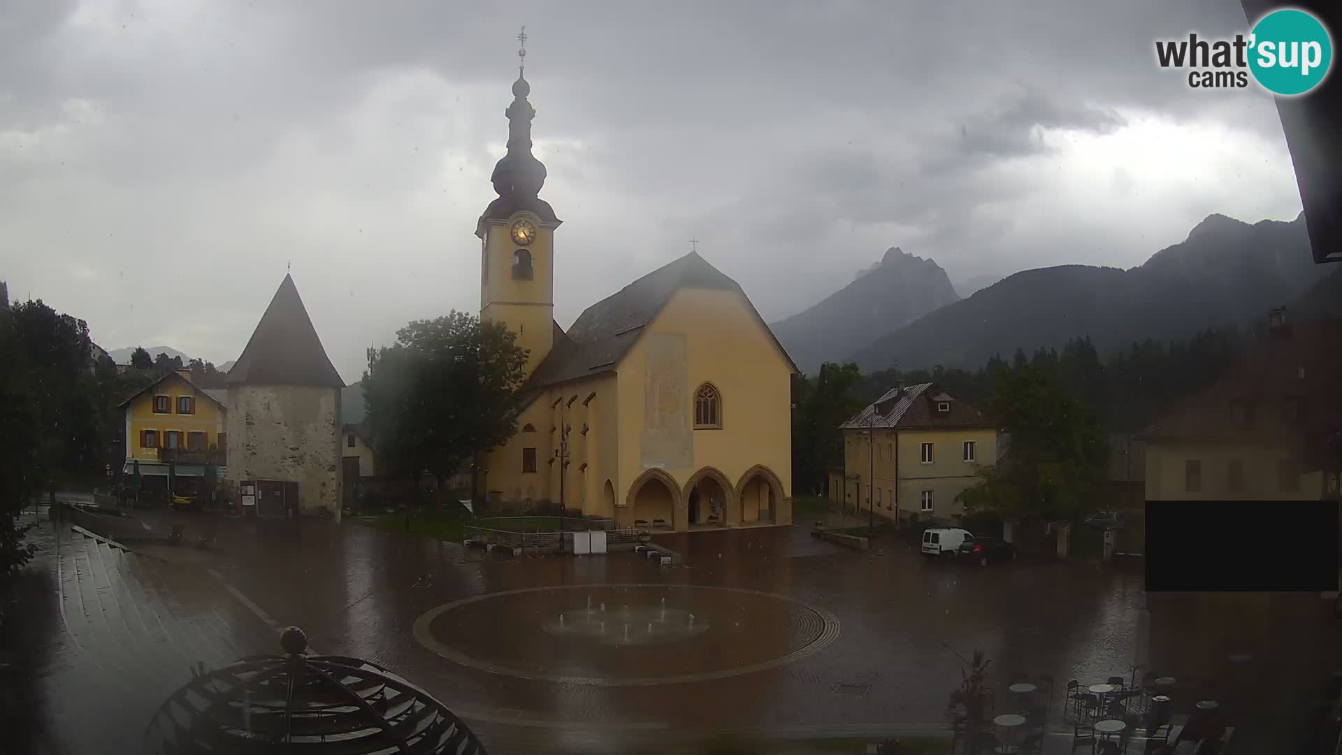 Tarvisio – Piazza Unità / Parrocchia SS.Pietro e Paolo Apostoli