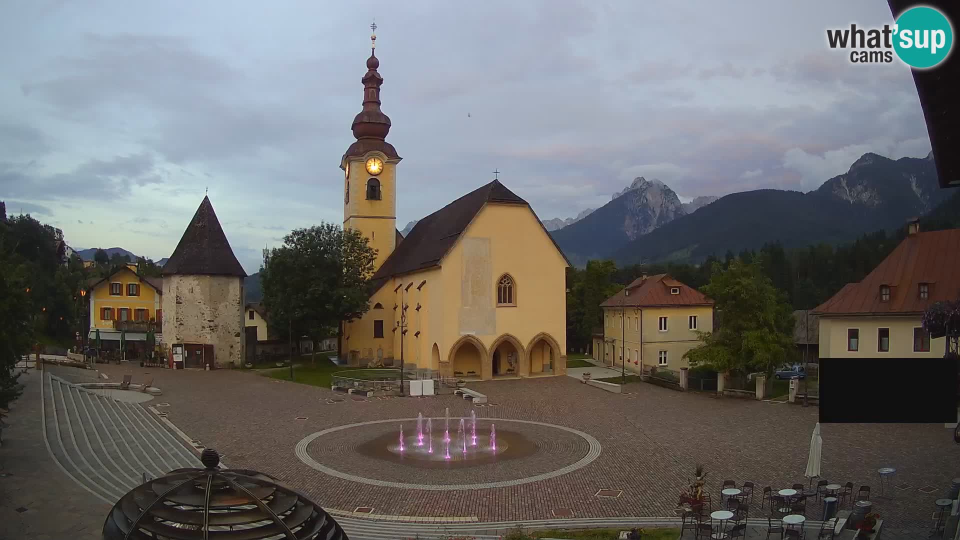 Tarvisio – carré Unità / église SS.Pietro e Paolo Apostoli