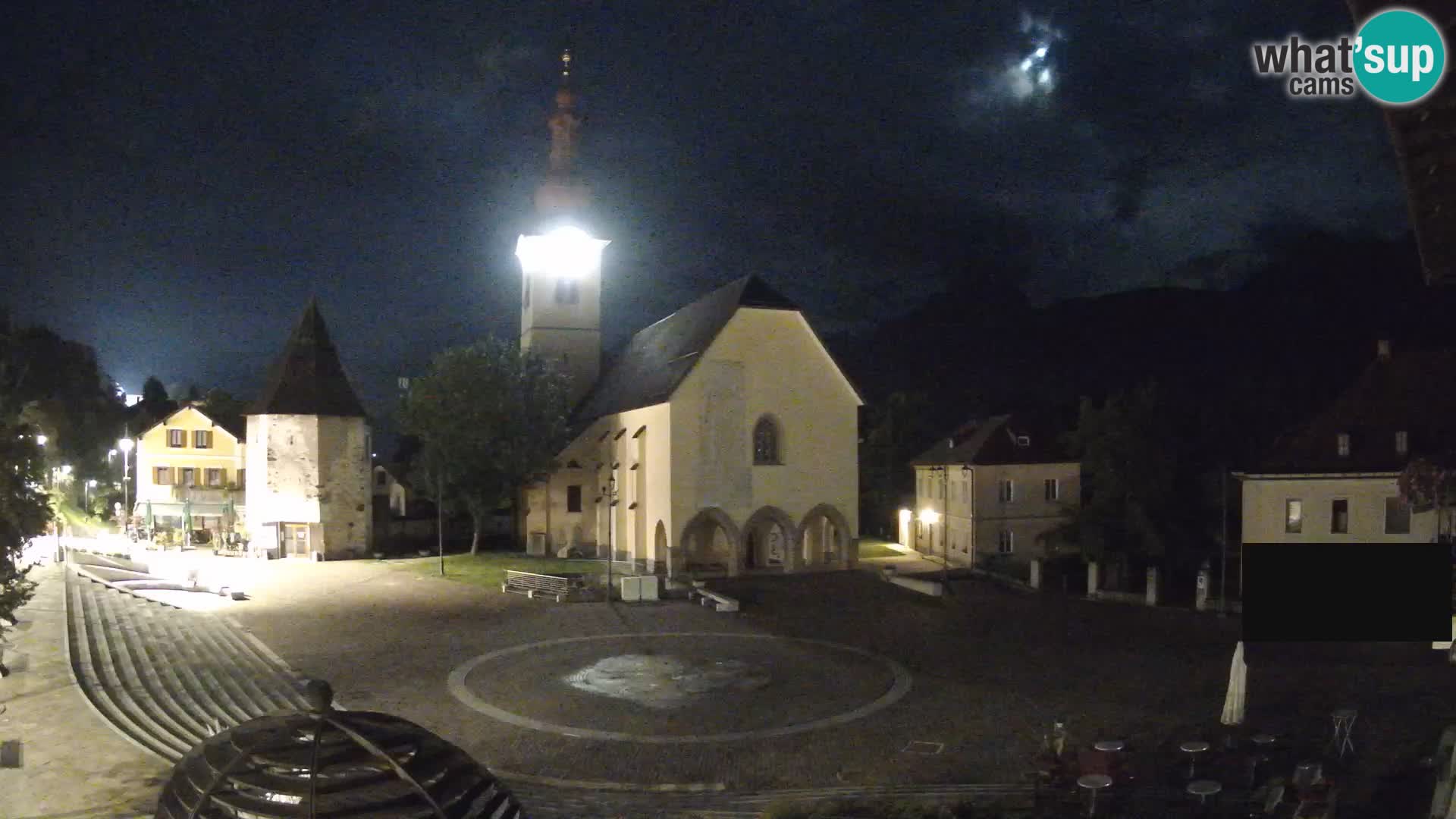 Tarvisio – carré Unità / église SS.Pietro e Paolo Apostoli
