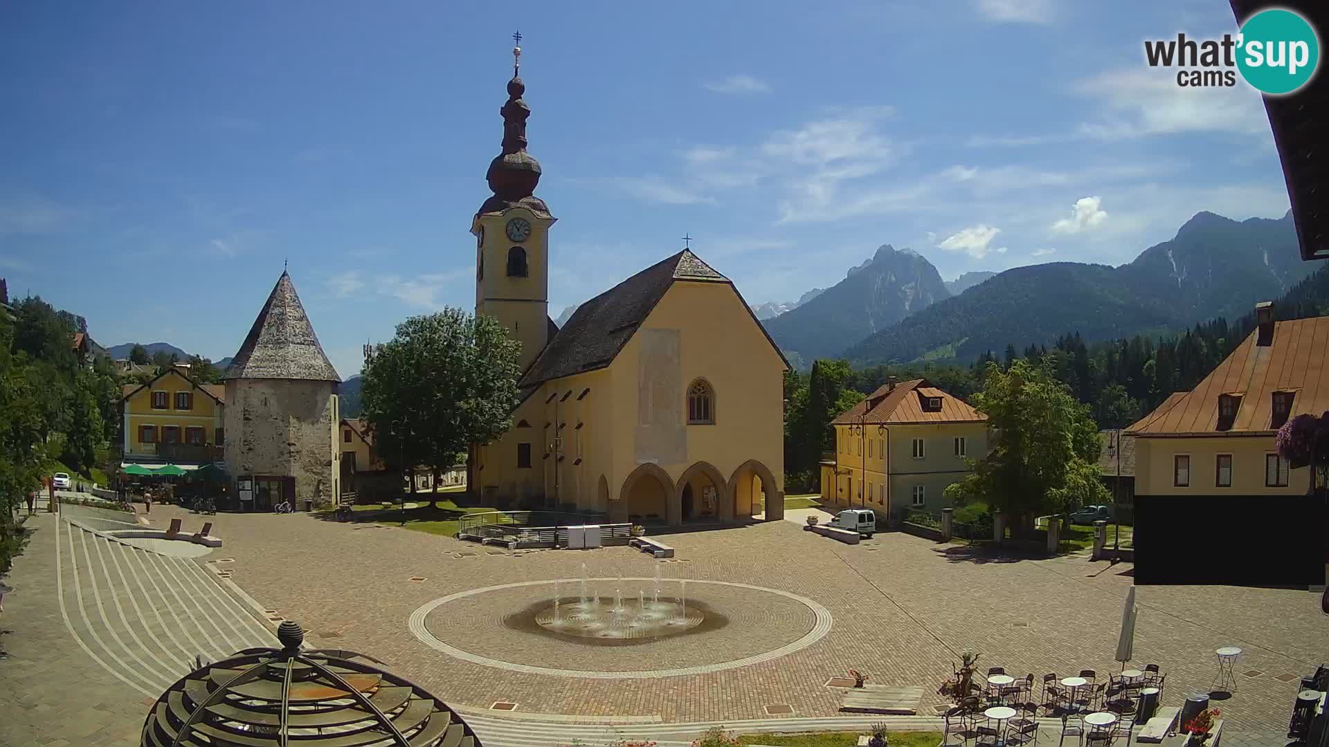 Tarvisio – Piazza Unità / Parrocchia SS.Pietro e Paolo Apostoli
