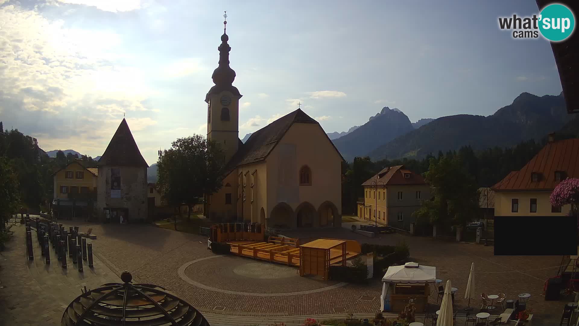 Tarvisio – carré Unità / église SS.Pietro e Paolo Apostoli