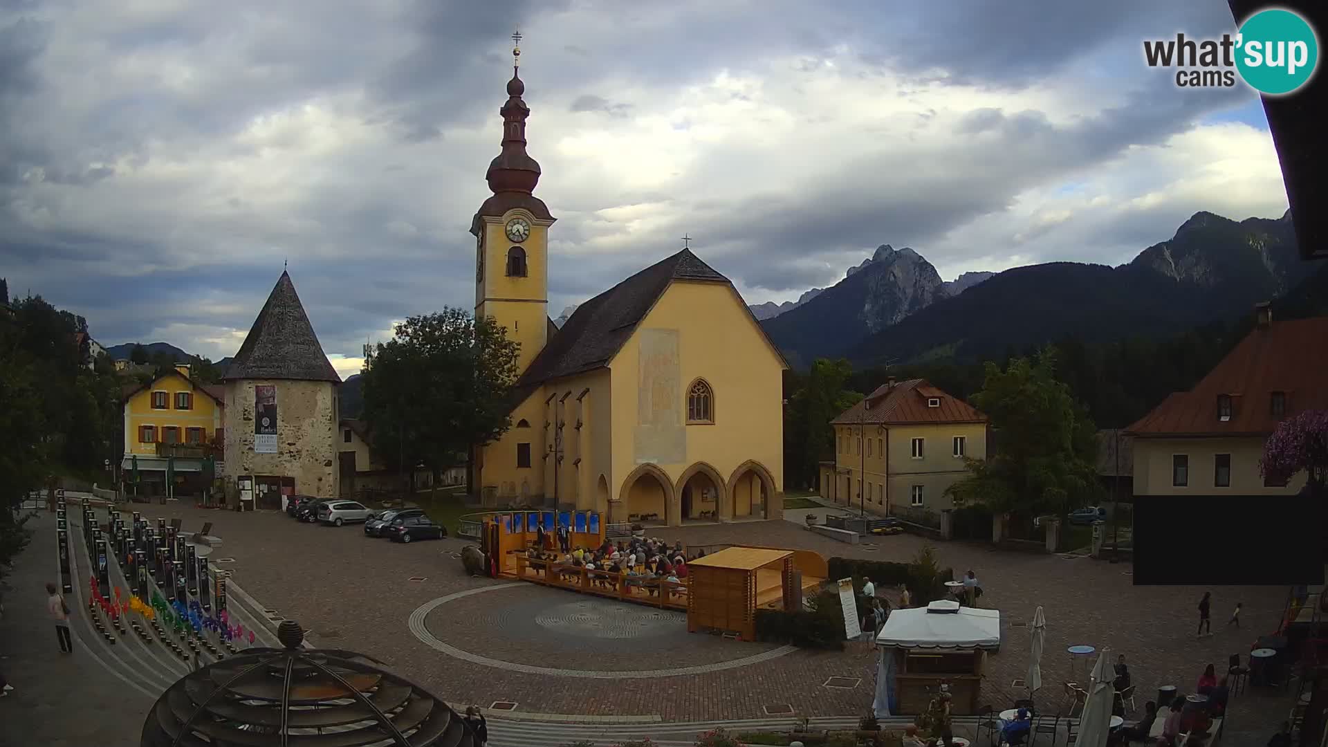 Tarvisio – Piazza Unità / Parrocchia SS.Pietro e Paolo Apostoli