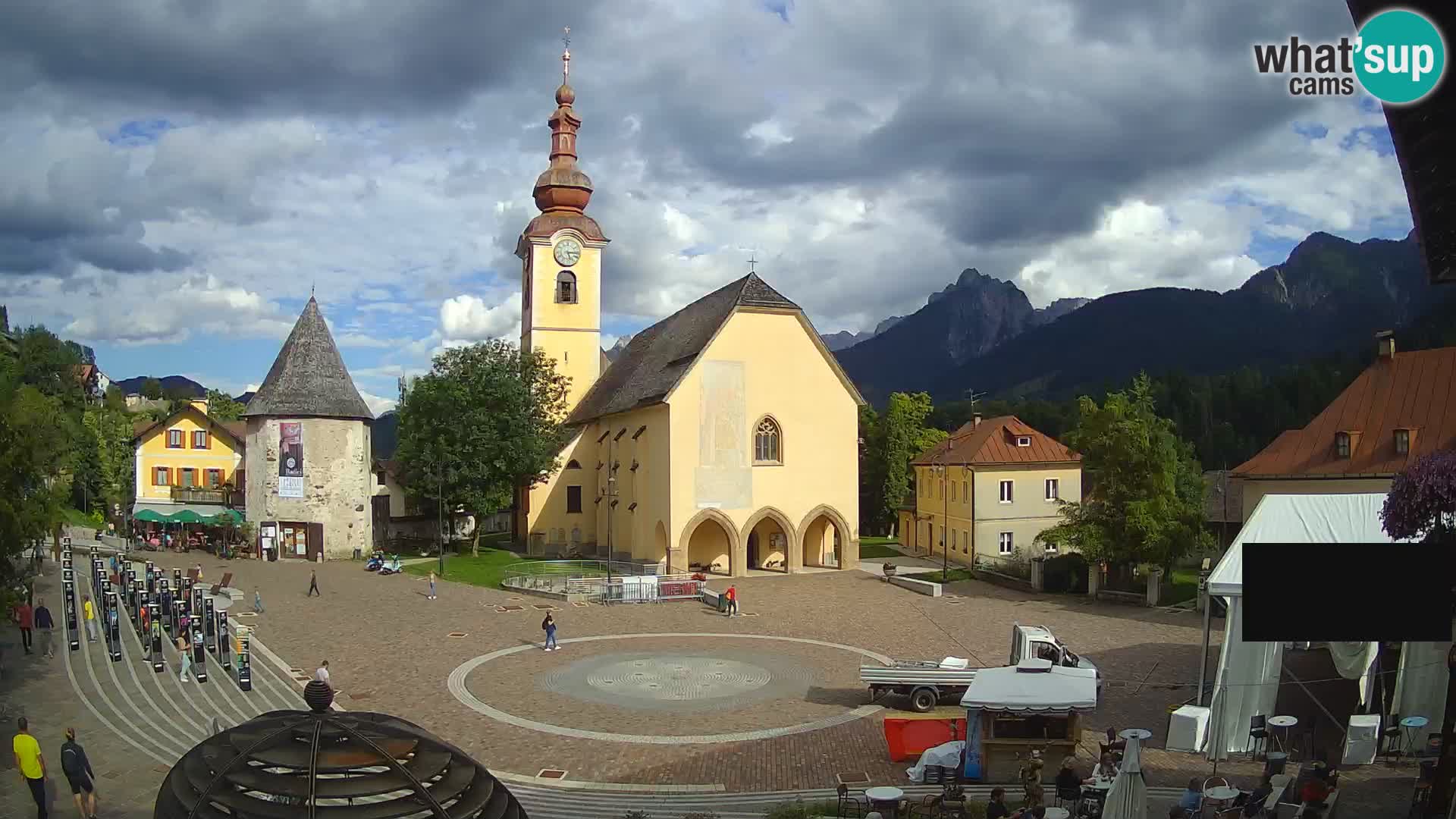 Tarvisio –  Unità Square / SS.Pietro and Paolo Apostoli Church