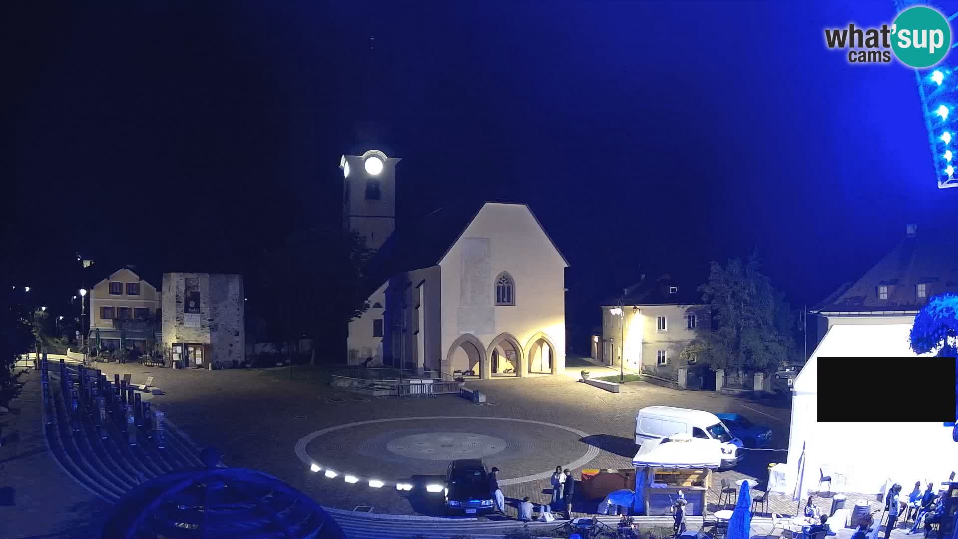 Tarvisio – plaza Unità / Iglesia SS.Pietro e Paolo Apostoli