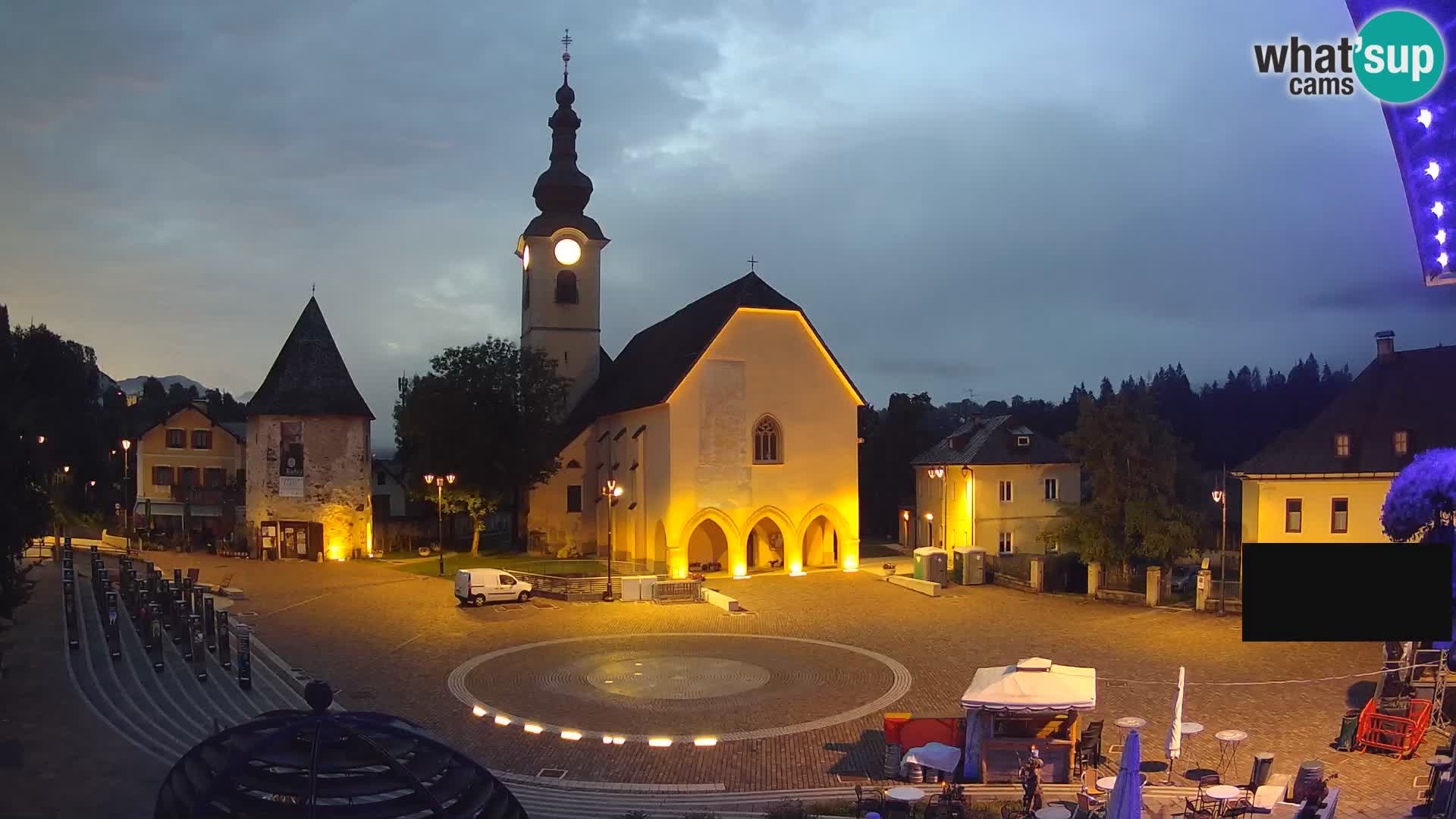 Tarvisio – Piazza Unità / Parrocchia SS.Pietro e Paolo Apostoli